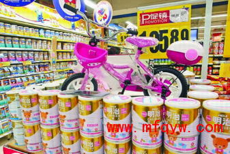 多个国内外婴幼儿奶粉品牌齐降价 最高降50%