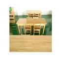 幼儿园木制课桌椅