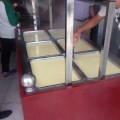长期销售手工揭皮的豆皮机器价格 黑龙江地区现做现卖的豆皮机