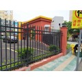 深圳地铁工地围栏现货 通透式锌钢护栏 惠州围墙栅栏生产厂