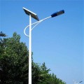 河南太阳能路灯厂家直销  5米6米LED整套路灯报价