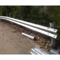 厂家生产乡村公路波形护栏板 镀锌、喷塑二波波形钢护栏